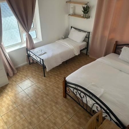 Tran Uk Homestay London Luaran gambar