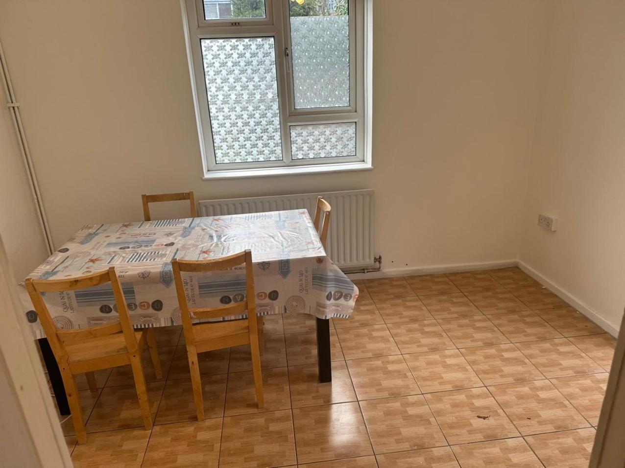 Tran Uk Homestay London Luaran gambar