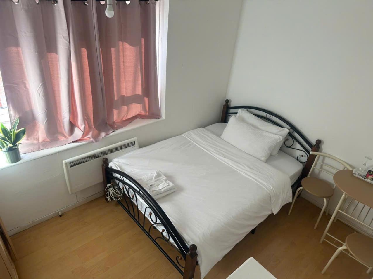 Tran Uk Homestay London Luaran gambar